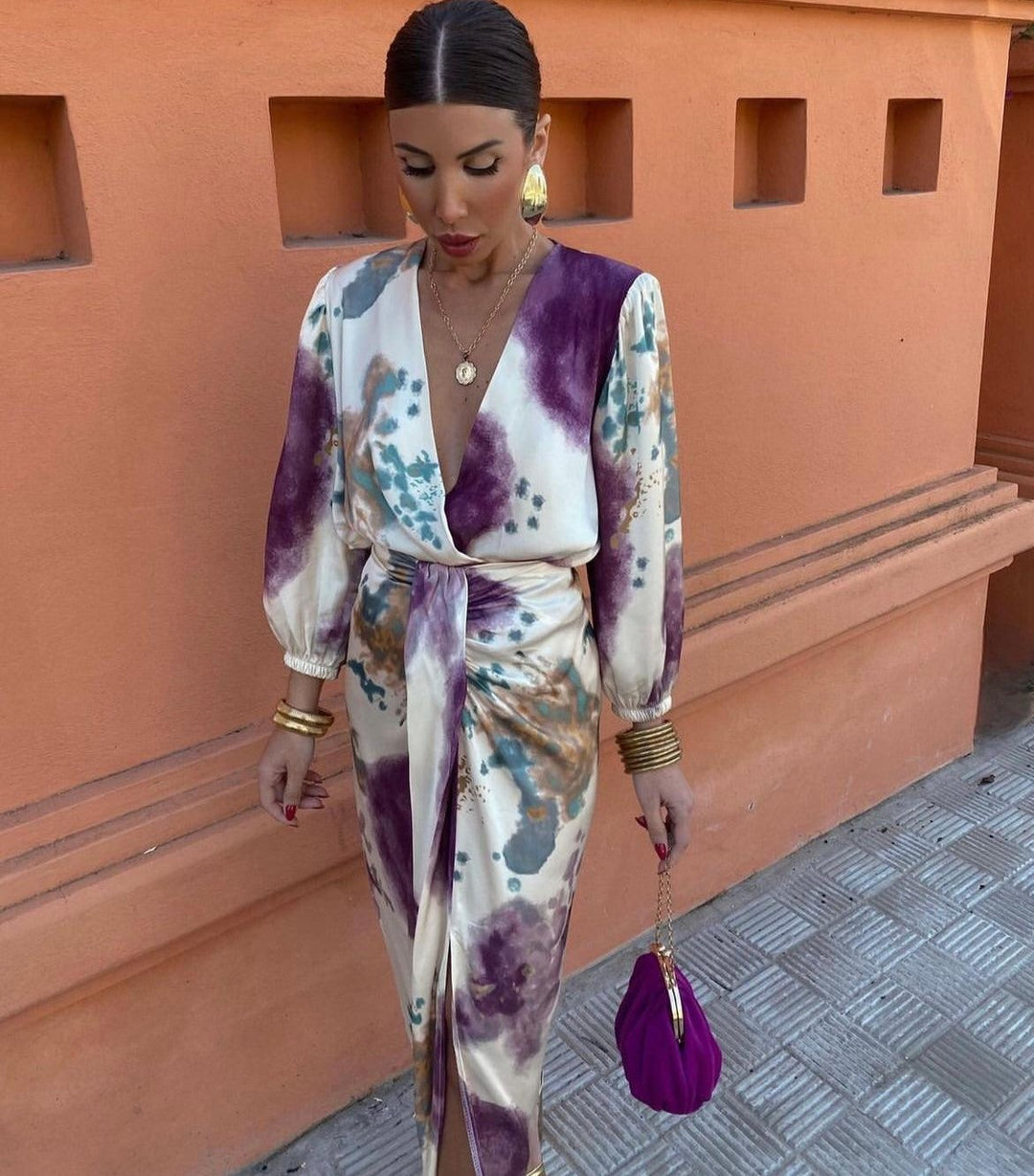 Joely | Classic V-Neck Dress